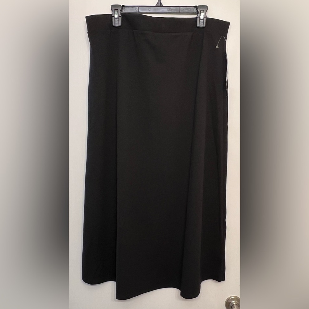 Elegant Skirt by Olivia Blu